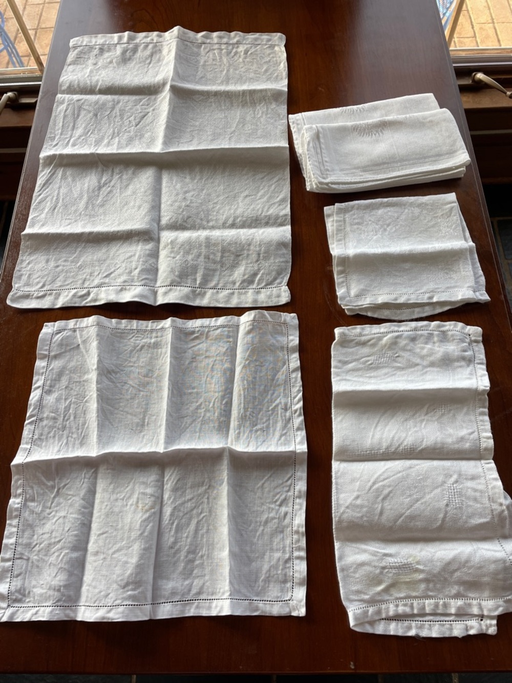 VINTAGE Elegant White Linen Dinner Napkins with Hemstitch Set 6 Various Patterns